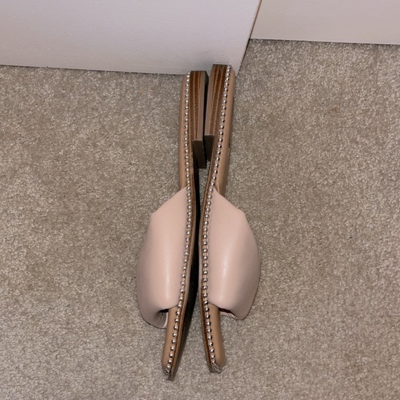 Steve Madden Tan Slide Sandals with Studded Trim, Size 9 - Picture 5 of 8